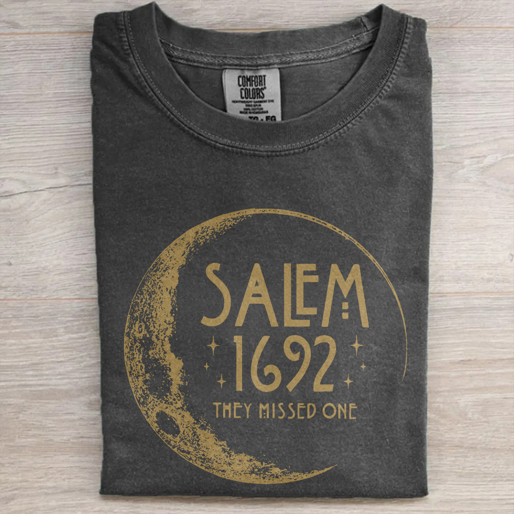 Salem 1692 Halloween T-Shirt