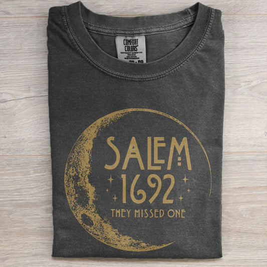 Salem 1692 Halloween T-Shirt