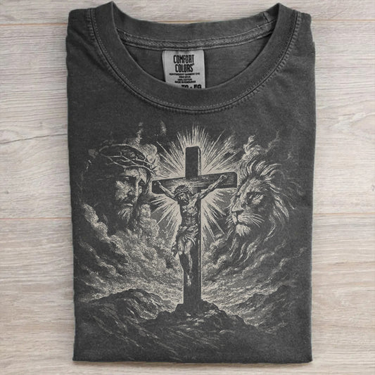 Jesus Cross Vintage 90s Tee – Retro Lion Christian Shirt, Oversized Faith Top