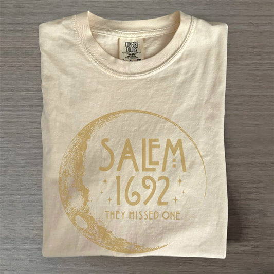 Salem 1692 Halloween T-Shirt