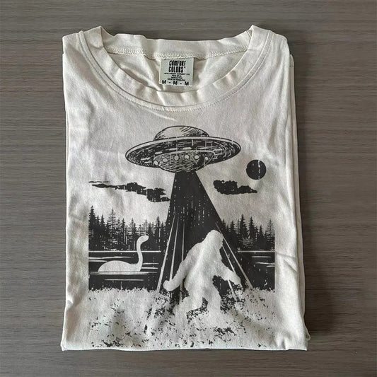 Funny Bigfoot Yeti UFO T-Shirt