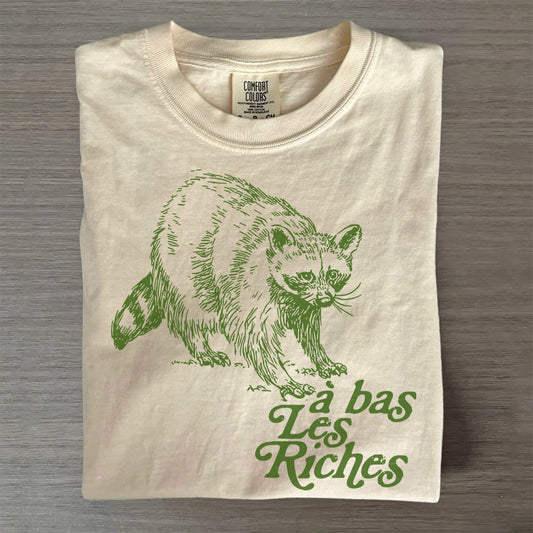À Bas Les Riches Funny Raccoon Meme T-Shirt