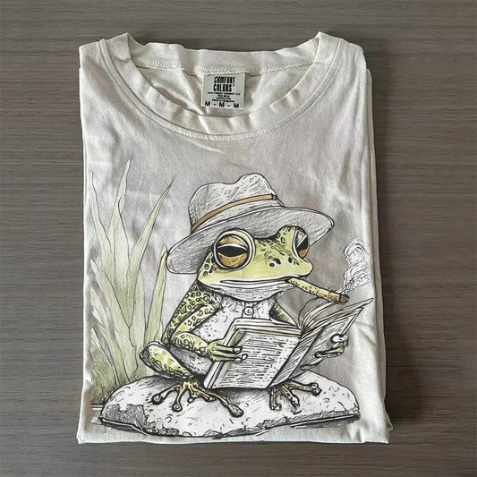 Cool frog with cigar, reading T-Shirt