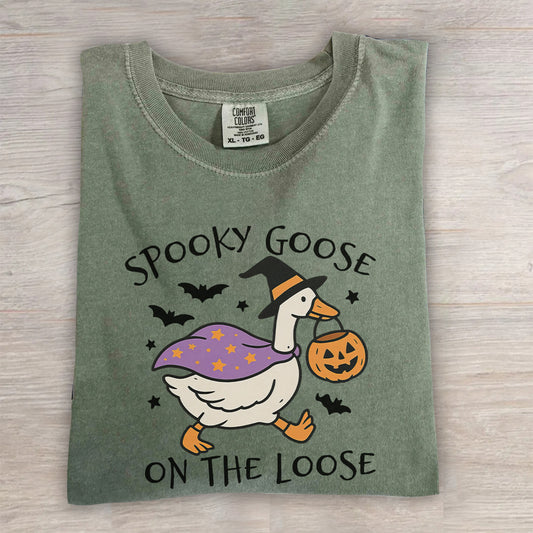 Spooky Goose On The Loose Shirt – Funny Halloween Comfort Colors® Tee