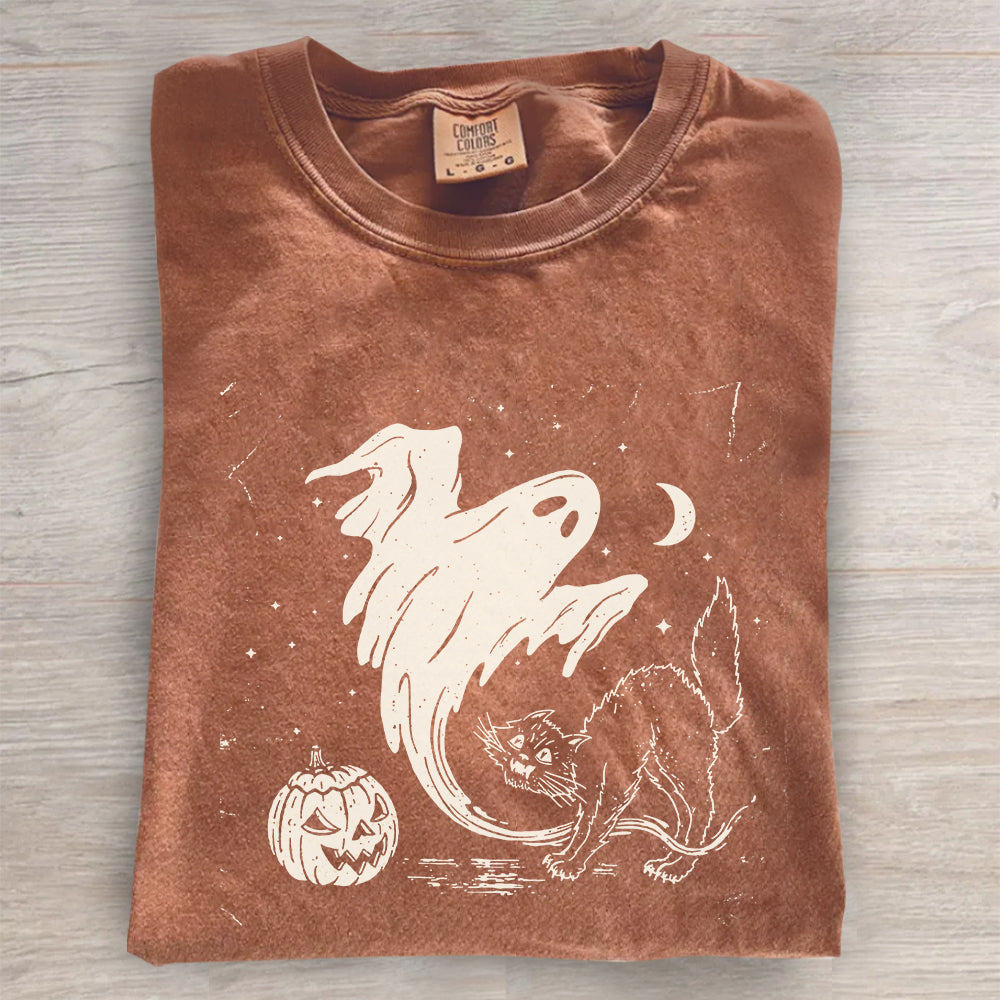 Retro Pumpkin & Bats Spooky Season Tee- Vintage Halloween T-Shirt