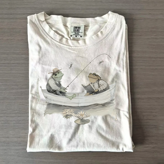 Vintage Frog Fishing Tee – 90s Nature Graphic Shirt