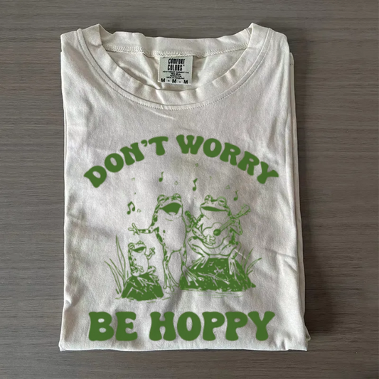 Funny Frog 90s Tee – Retro Animal Lovers Shirt