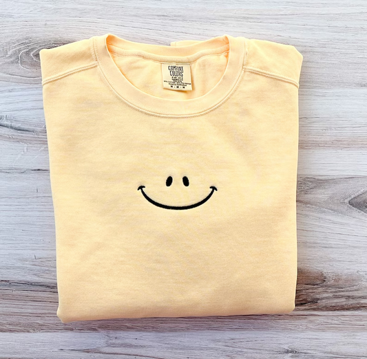 Happy Vibes Embroidered Crew – Premium Comfort Sweatshirt