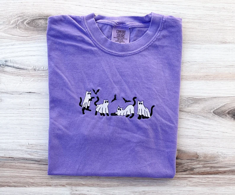 Halloween Spooky Cat Embroidered T-Shirt – Premium Comfort Tee