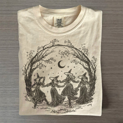Halloween Witch – Witchy Girls Clipart T-Shirt