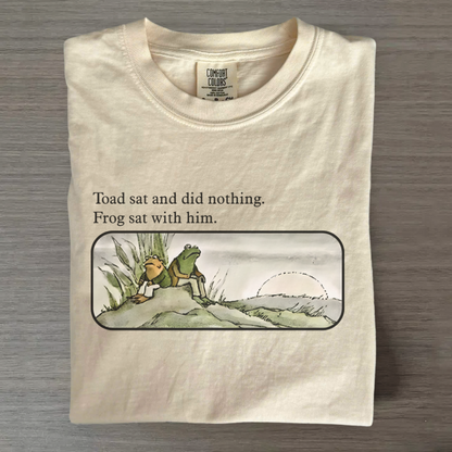Frog and Toad Vintage Book Lover T-shirt